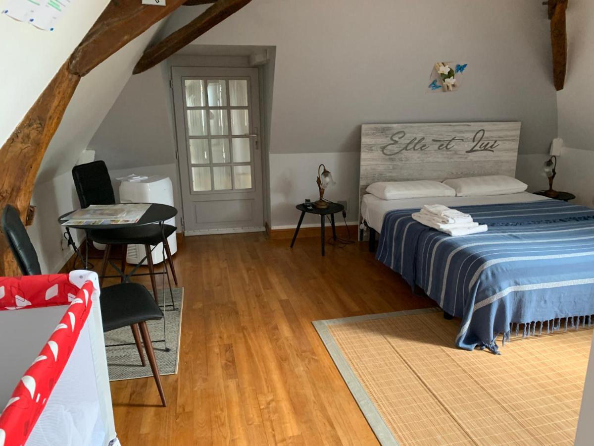 La Costonnerie Bed and Breakfast Leigne-sur-Usseau Εξωτερικό φωτογραφία